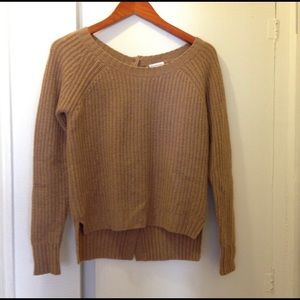 Like new Club Monaco 100% Italian cashmere sweater